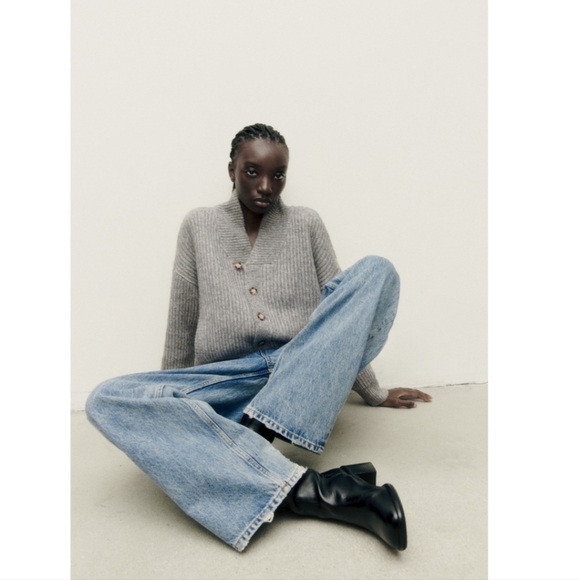 ❌️SOLD❌️KNIT BOMBER JACKET SIZE M - Picture 5 of 9